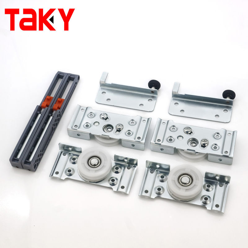 Phụ kiện bánh xe con lăn cửa xếp sắt và nylon cho cửa tủ quần áo trượt 8.5cm*11cm